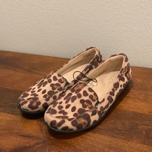 Soul Naturalizer woman’s slip on shoes loafers size 9